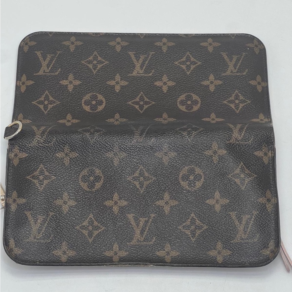 Louis Vuitton Monogram Wallet - Picture 3 of 10